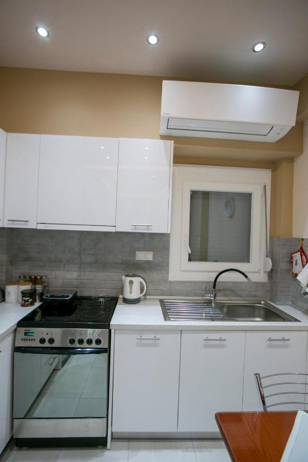 Moza House Lägenhet Kavala Exteriör bild