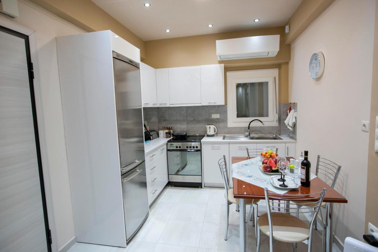 Moza House Lägenhet Kavala Exteriör bild